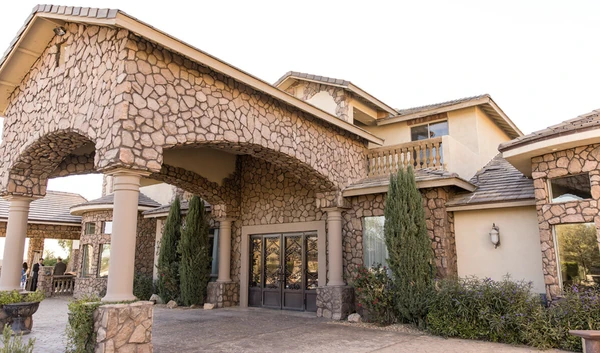 Superstition Manor